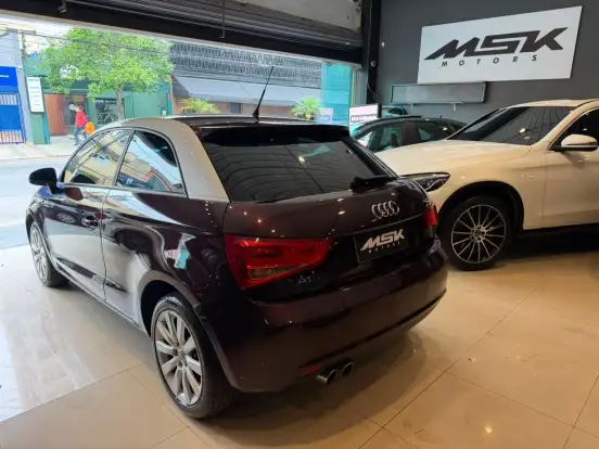 AUDI-A1-1.4 TFSI ATTRACTION 16V 122CV GASOLINA 2P AUTOMÁTICO AUDI-A1-2011