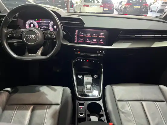 AUDI-A3-2022