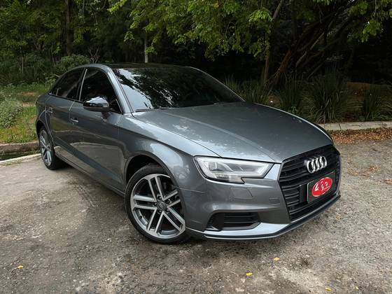 AUDI A3 2.0 TFSI GASOLINA SEDAN PERFORMANCE BLACK S-TRONIC