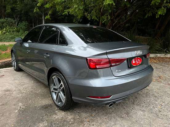 AUDI-A3-2020