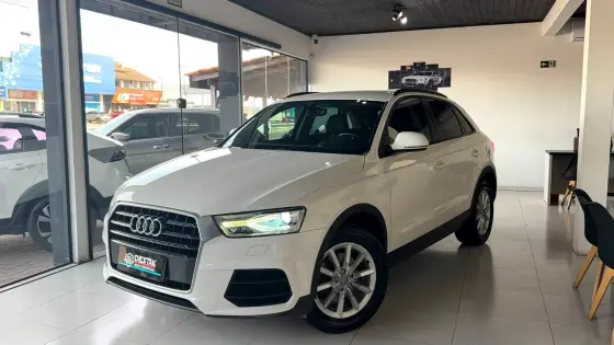 AUDI Q3 1.4 TFSI AMBIENTE FLEX 4P S TRONIC