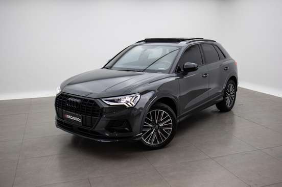 AUDI-Q3-2021