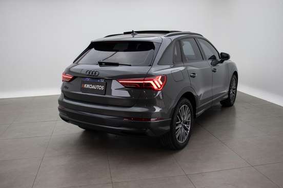 AUDI-Q3-2021