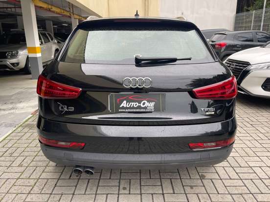 AUDI-Q3-2016