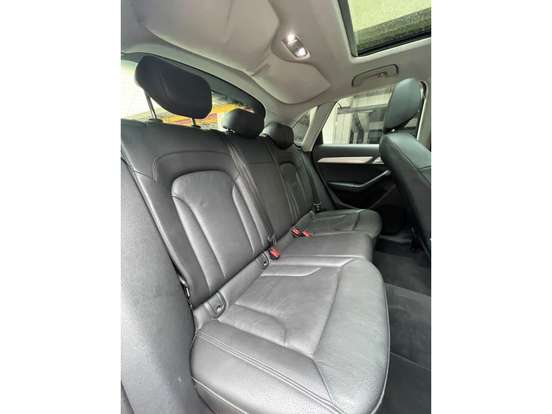 AUDI-Q3-2016