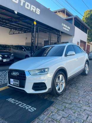 AUDI-Q3-2015