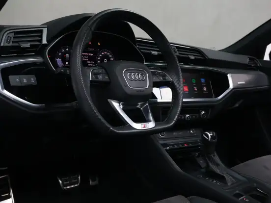 AUDI-Q3-2.0 40 TFSI GASOLINA SPORTBACK PERFORMANCE BLACK QUATTRO TIPTRONIC AUDI-Q3-2022