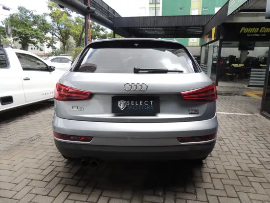 AUDI-Q3-2017