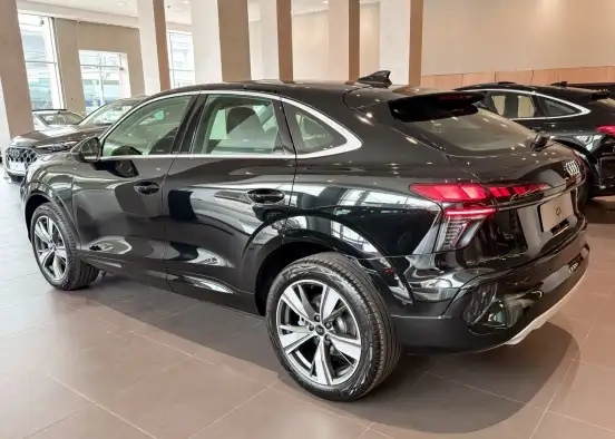 AUDI-Q3-2026