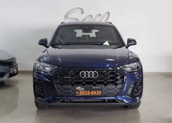AUDI-Q5-2022