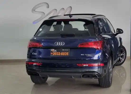 AUDI-Q5-2022