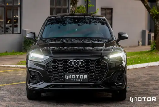 AUDI-Q5-2022