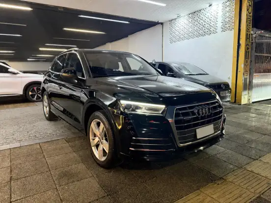 AUDI-Q5-2.0 TFSI GASOLINA PRESTIGE PLUS S TRONIC AUDI-Q5-2019