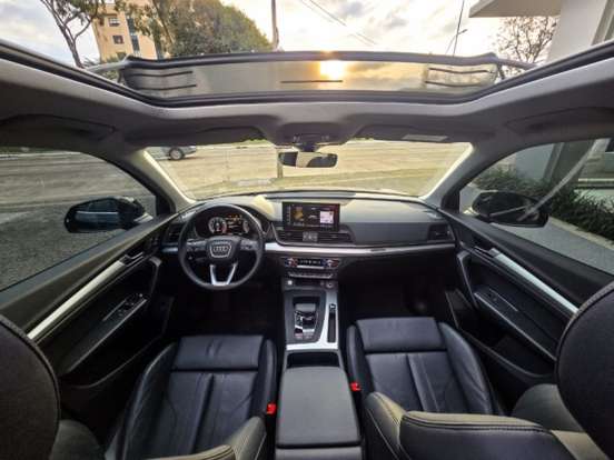 AUDI-Q5-2023