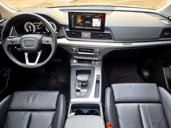 AUDI-Q5-2023