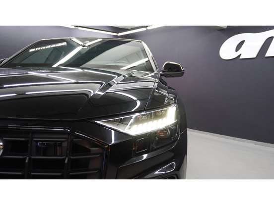 AUDI-Q8-3.0 TFSI GASOLINA PERFORMANCE BLACK QUATTRO TIPTRONIC AUDI-Q8-2021