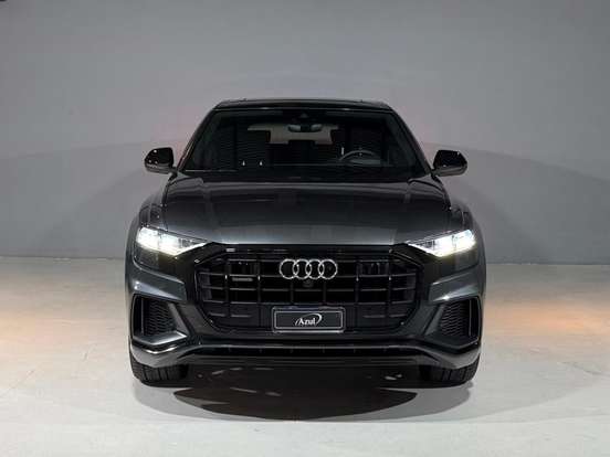 AUDI-Q8-3.0 TFSI GASOLINA PERFORMANCE BLACK QUATTRO TIPTRONIC AUDI-Q8-2019