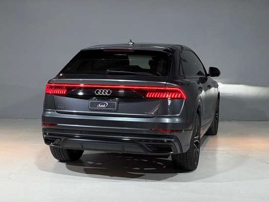 AUDI-Q8-3.0 TFSI GASOLINA PERFORMANCE BLACK QUATTRO TIPTRONIC AUDI-Q8-2019