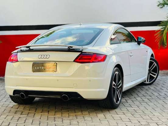 AUDI-TT-2015