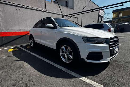 AUDI-Q3-2016