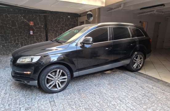 AUDI-Q7-2008