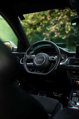 AUDI-RS6-4.0 AVANT V8 32V BI-TURBO GASOLINA 4P TIPTRONIC AUDI-RS6-2018