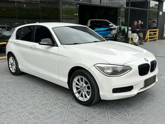 BMW-116i-1.6 16V TURBO GASOLINA 4P AUTOMÁTICO BMW-116i-2013