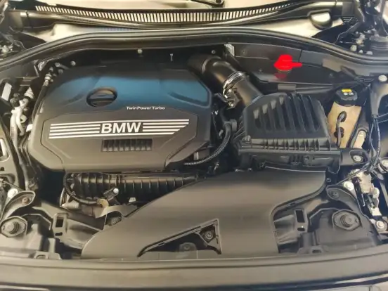 BMW-218i-2019