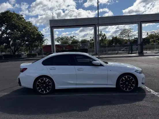 BMW-320i-2.0 16V TURBO FLEX M SPORT AUTOMÁTICO BMW-320i-2024