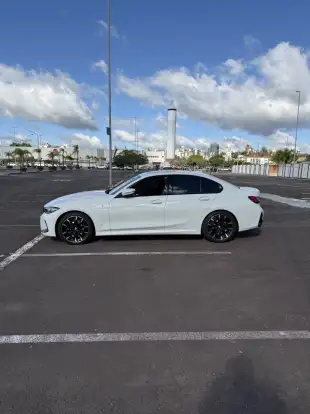 BMW-320i-2024