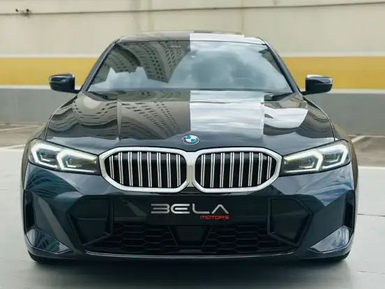 BMW-320i-2023