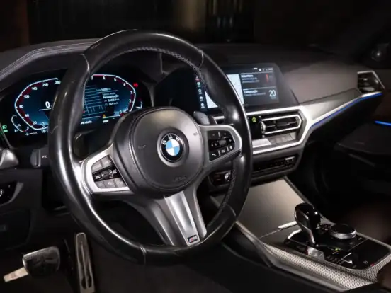 BMW-320i-2.0 16V TURBO FLEX M SPORT AUTOMÁTICO BMW-320i-2022