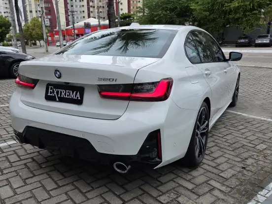 BMW-320i-2.0 16V TURBO FLEX M SPORT AUTOMÁTICO BMW-320i-2023
