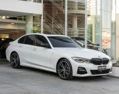 BMW 320i 2.0 16V TURBO GASOLINA M SPORT AUTOMÁTICO BMW 320i 2.0 16V TURBO GASOLINA M SPORT AUTOMÁTICO