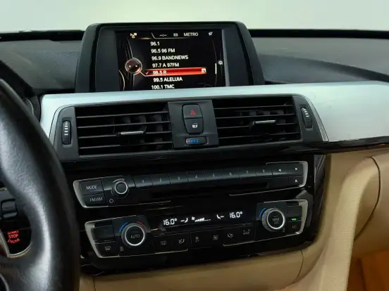 BMW-320i-2016