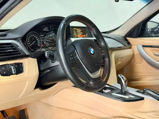 BMW-320i-2.0 SPORT 16V TURBO ACTIVE FLEX 4P AUTOMÁTICO BMW-320i-2016