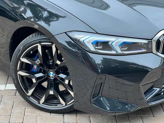 BMW-320i-2026