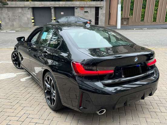 BMW-320i-2026