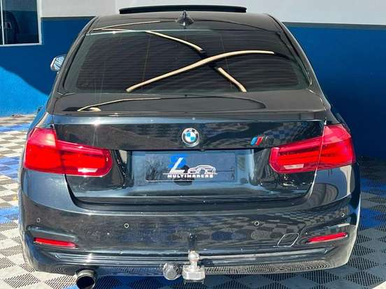 BMW-320i-2018