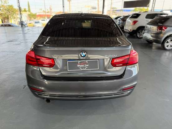BMW-320i-2016