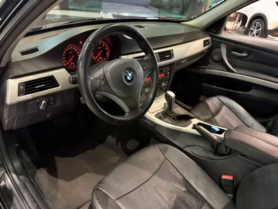 BMW-325i-2.5 SEDAN 24V GASOLINA 4P AUTOMÁTICO BMW-325i-2010