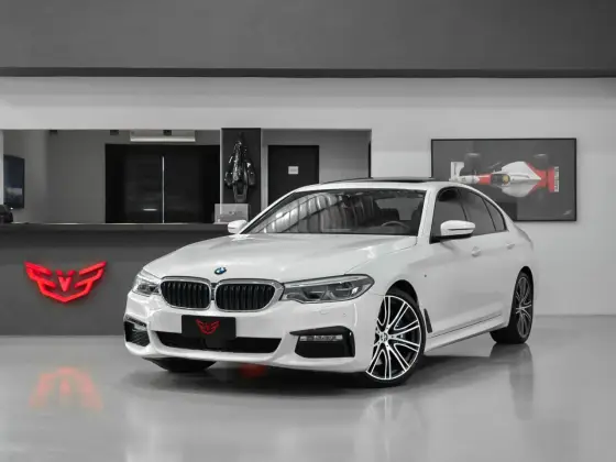 BMW 540i 3.0 24V TURBO GASOLINA M SPORT AUTOMÁTICO BMW 540i 3.0 24V TURBO GASOLINA M SPORT AUTOMÁTICO