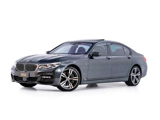 BMW-750Li-4.4 V8 32V GASOLINA 4P AUTOMÁTICO BMW-750Li-2016