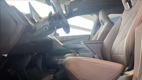 BMW-iX-2023