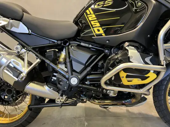 BMW-R 1250 GS ADVENTURE PREMIUM 40 ANOS BMW-R 1250 GS ADVENTURE PREMIUM 40 ANOS-2021