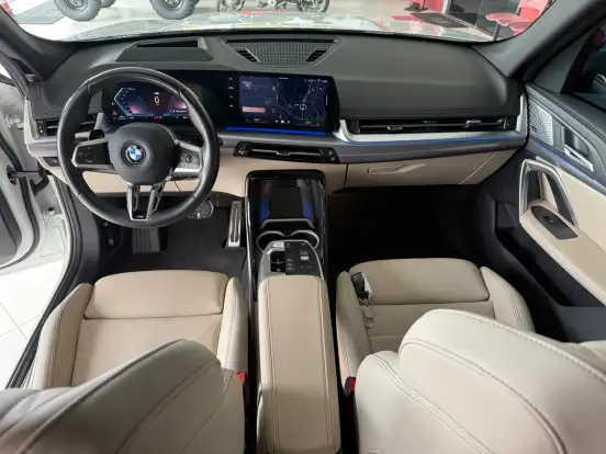 BMW-X1-2.0 16V TURBO GASOLINA SDRIVE20I M SPORT STEPTRONIC BMW-X1-2024
