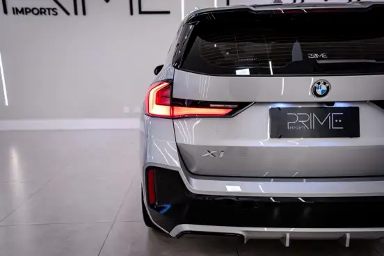 BMW-X1-2024