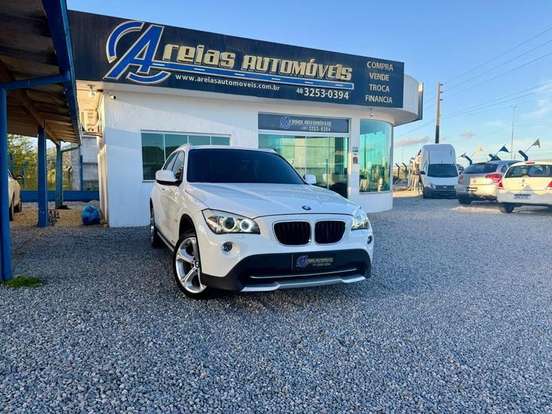 BMW-X1-2012
