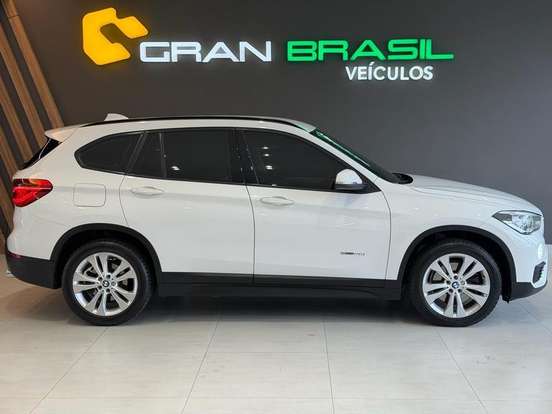 BMW-X1-2.0 16V TURBO ACTIVEFLEX SDRIVE20I 4P AUTOMÁTICO BMW-X1-2016