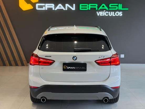 BMW-X1-2.0 16V TURBO ACTIVEFLEX SDRIVE20I 4P AUTOMÁTICO BMW-X1-2016